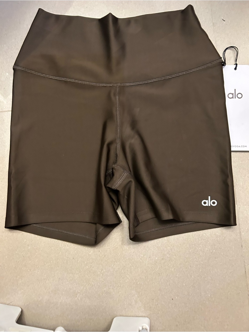ALO Yoga High-Rise Bike Shorts in Chocolate Black